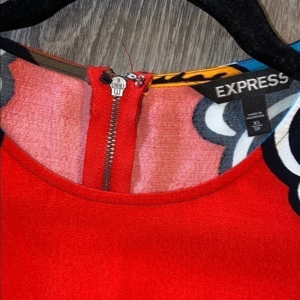 Bright Colored Shift Dress - Picture 5 of 6